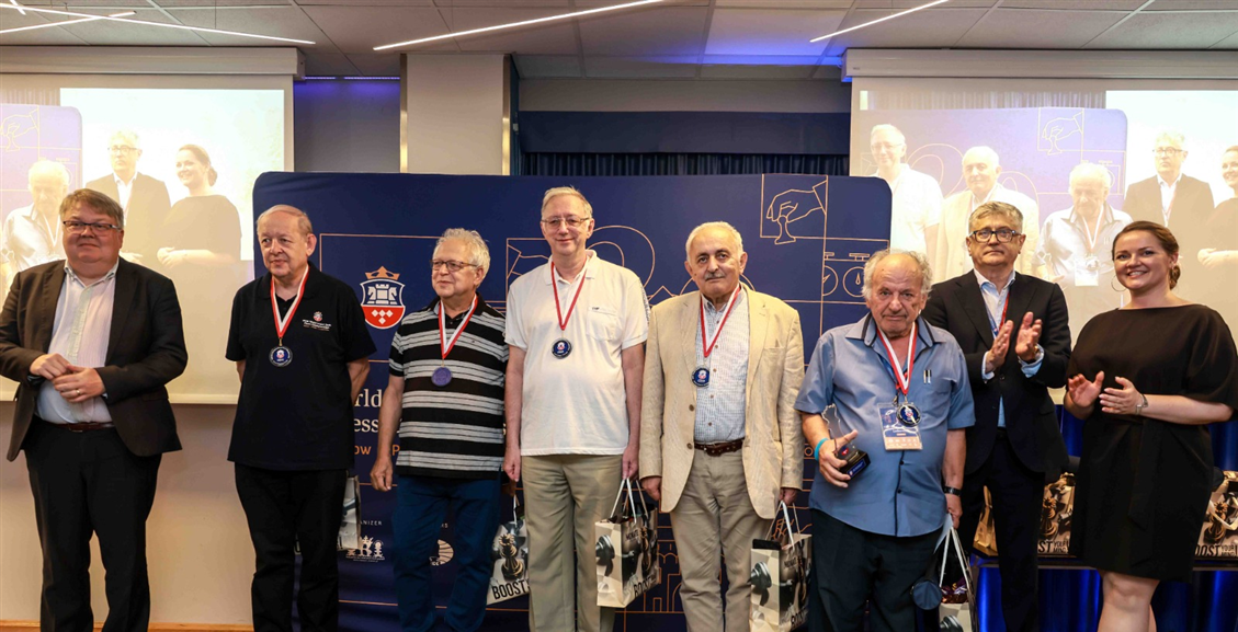 נבחרת ישראל זכתה במקום השני באליפות העולם לסניורים!